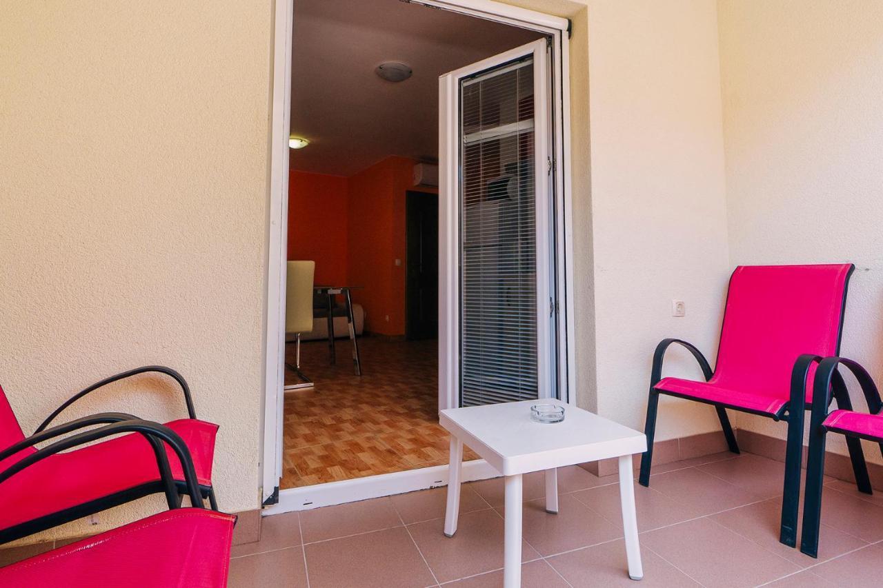 Apartments Luxur Center Baska Voda Exterior photo