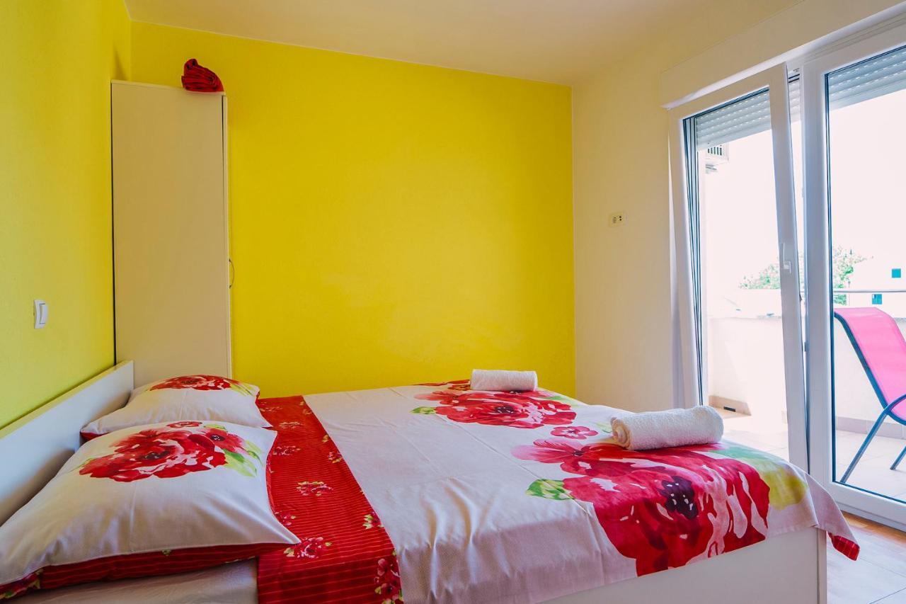 Apartments Luxur Center Baska Voda Exterior photo