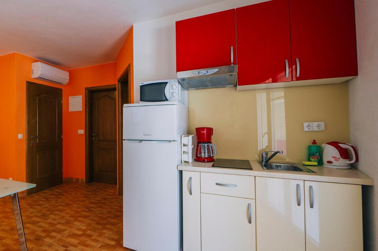 Apartments Luxur Center Baska Voda Exterior photo